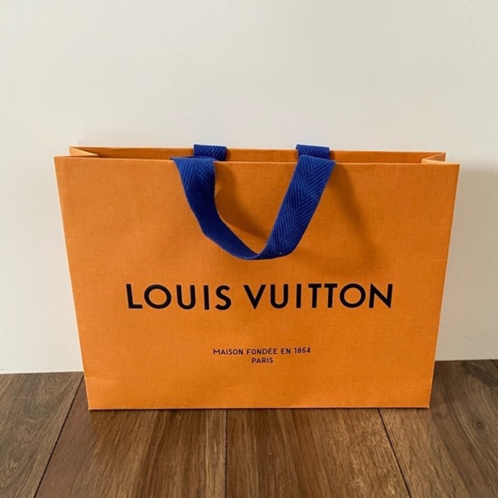 LV shopping bag ✨ fits the Box for an Neverfull MM 💕